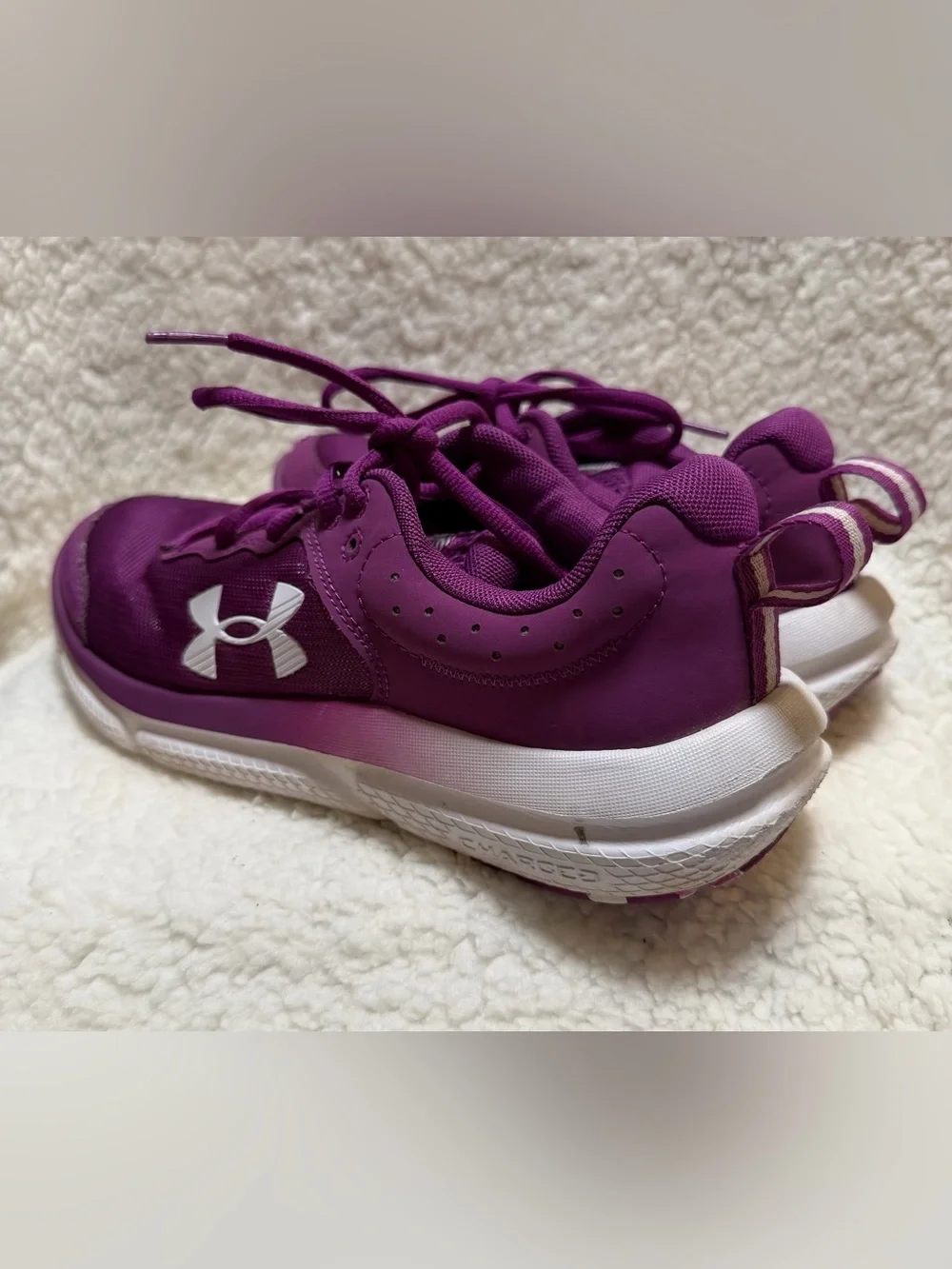 Under Armour Charged Assert 10 Sneakers Andromeda Purple Lace-Up Yourh Size 6